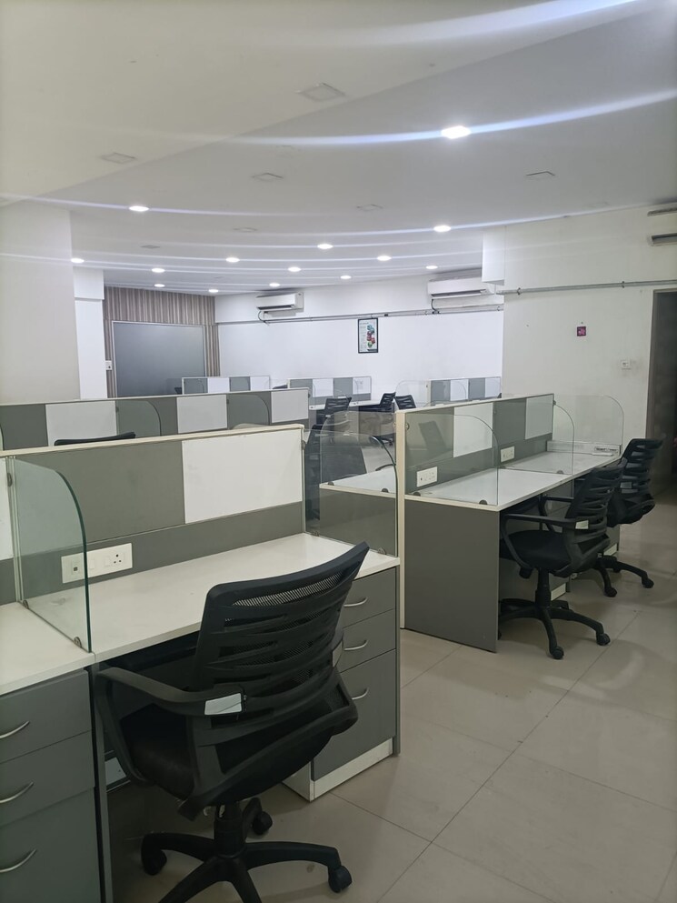 Team Area, akshar-business-park Commercial Office Space 4370 Sq.Ft. In Vashi Sector 19f Navi Mumbai 7921622