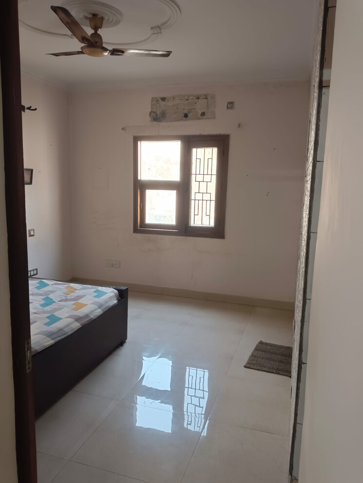 Room, lajpat nagar 4 2 Bedroom 791 Sq.Ft. Builder Floor In Lajpat Nagar 4 Delhi 7921670