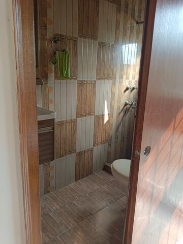 Bathroom in 2 BHK Builder Floor at Lajpat Nagar 4 – for Rent