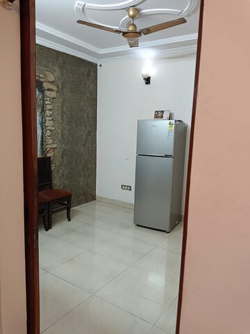 Room in 2 BHK Builder Floor at Lajpat Nagar 4 – for Rent