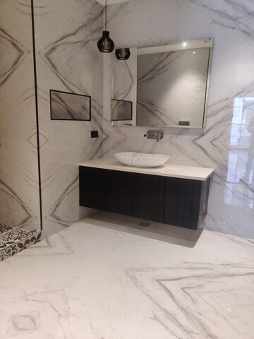 Bathroom in 4 BHK Builder Floor at Sector 23 – for Rent