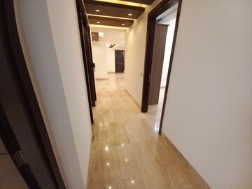 Building Lobby in 4 BHK Builder Floor at Safdarjang Enclave – for Rent