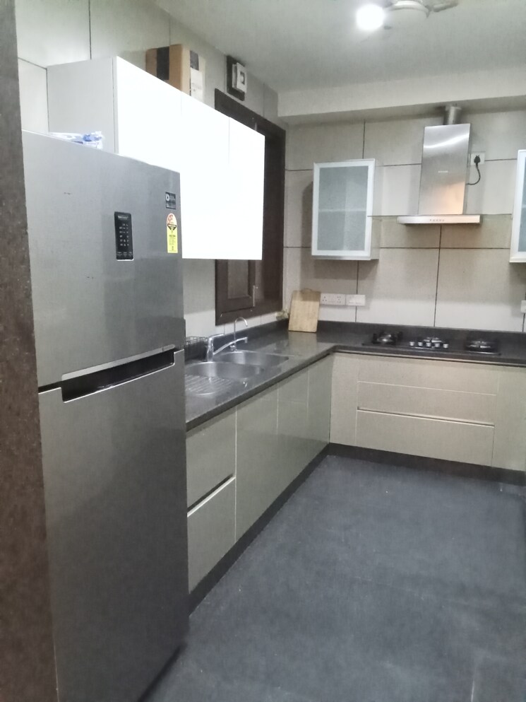 Kitchen, safdarjung enclave 3 Bedroom 1800 Sq.Ft. Builder Floor In Safdarjung Enclave Delhi 7921806