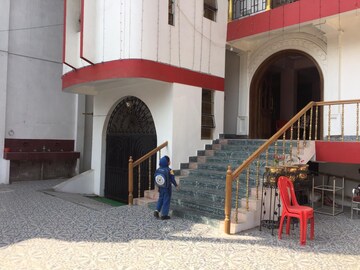  Office Space – Exterior View View at Ghrounda - for Rent