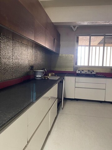 Kitchen in 2.5 BHK Apartment at DB Realty Orchid Woods, Goregaon East – for Rent