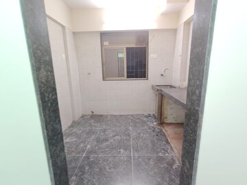Master Bedroom in 1 BHK Apartment at Kurla West – for Rent
