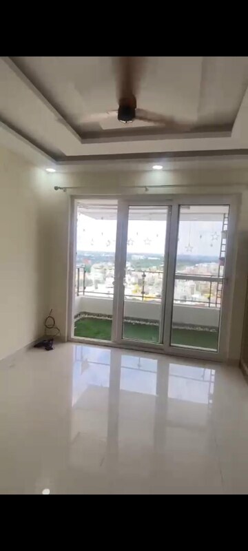 Room in 3 BHK Apartment at Ajmera Nucleus, Electronic City Phase ii – for Rent