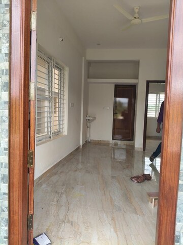 Room in 2 BHK Builder Floor at Nagondanahalli – for Rent