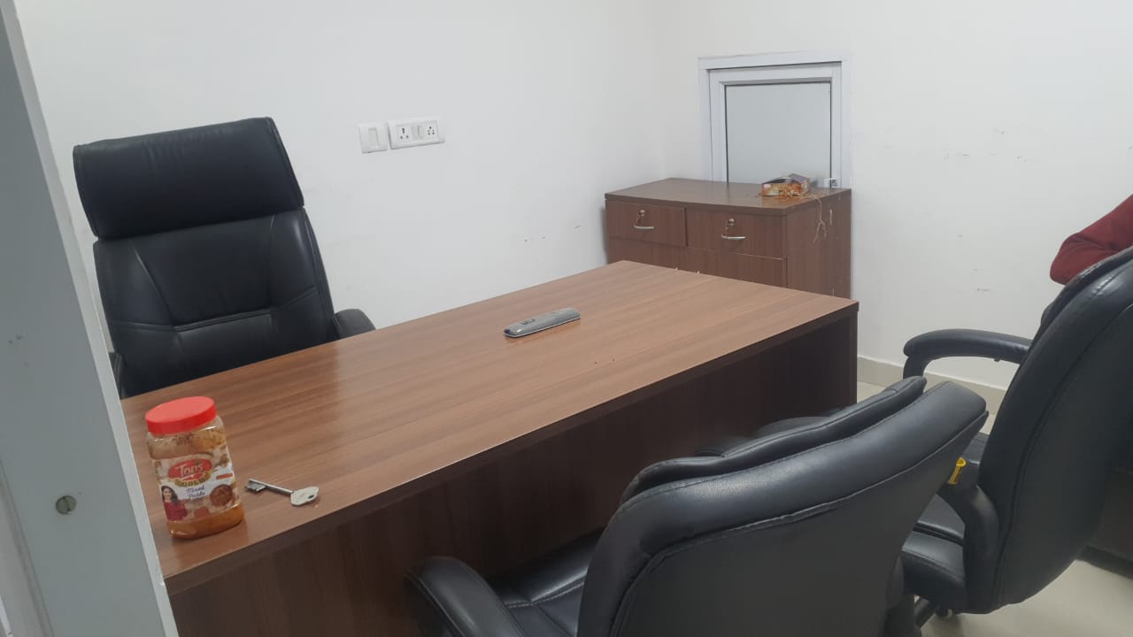 Office Space For Rent in Sector 63