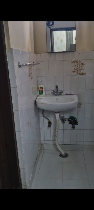 Bathroom in 2 BHK Independent House at Palam Vihar Residents Association, Palam Vihar – for Rent