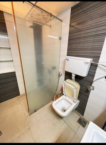 Master Bedroom in 1 BHK Apartment at Metro Satyam Queens Necklace, Kharghar – for Sale