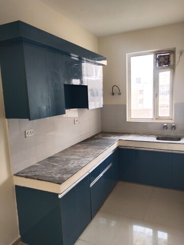 2 BHK Apartment For Rent in Pyramid Heights, Sector 85