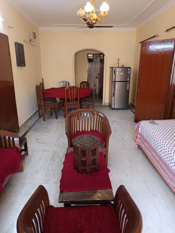 Bedroom in 2 BHK Builder Floor at S S Southend, Sector 49 – for Rent