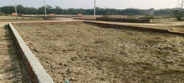  Plot For Sale in Jankipuram Extension