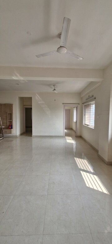 Bathroom in 3 BHK Builder Floor at Kondapur – for Rent