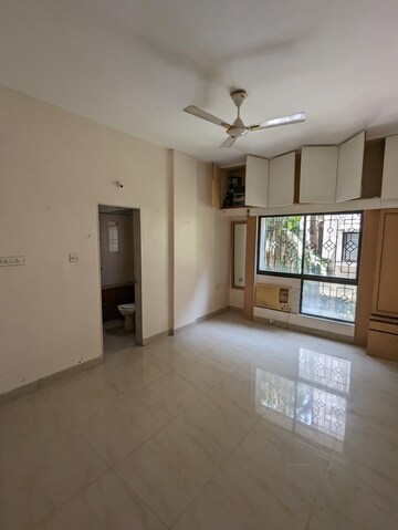 Room in 2 BHK Apartment at Vignaharta Apartment, Narhe – for Sale
