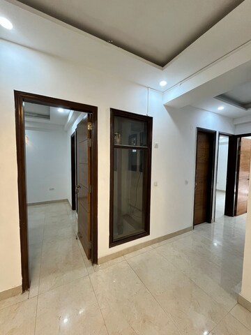 Room in 3 BHK Apartment at Palam Vihar Residents Association, Palam Vihar – for Rent
