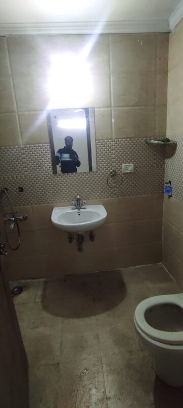 Bathroom in 2 BHK Builder Floor at Saket – for Rent