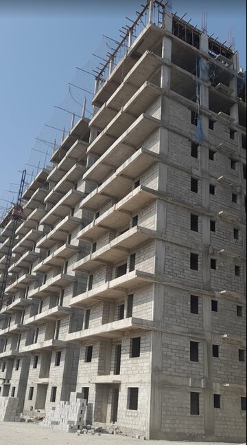 Master Bedroom in 2 BHK Apartment at SNR The Elite, Gopanpally – for Sale