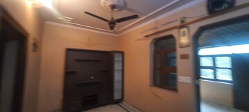 Furnished Amenities in 2.5 BHK Independent House at Sector 10 – for Rent