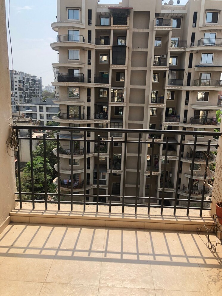 Balcony, eisha-loreals 3 Bedroom 1580 Sq.Ft. Apartment In Kondhwa Pune 7922431
