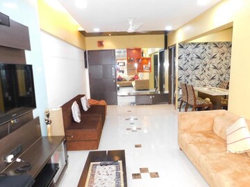 Living Room in 3 BHK Apartment at Chembur – for Rent