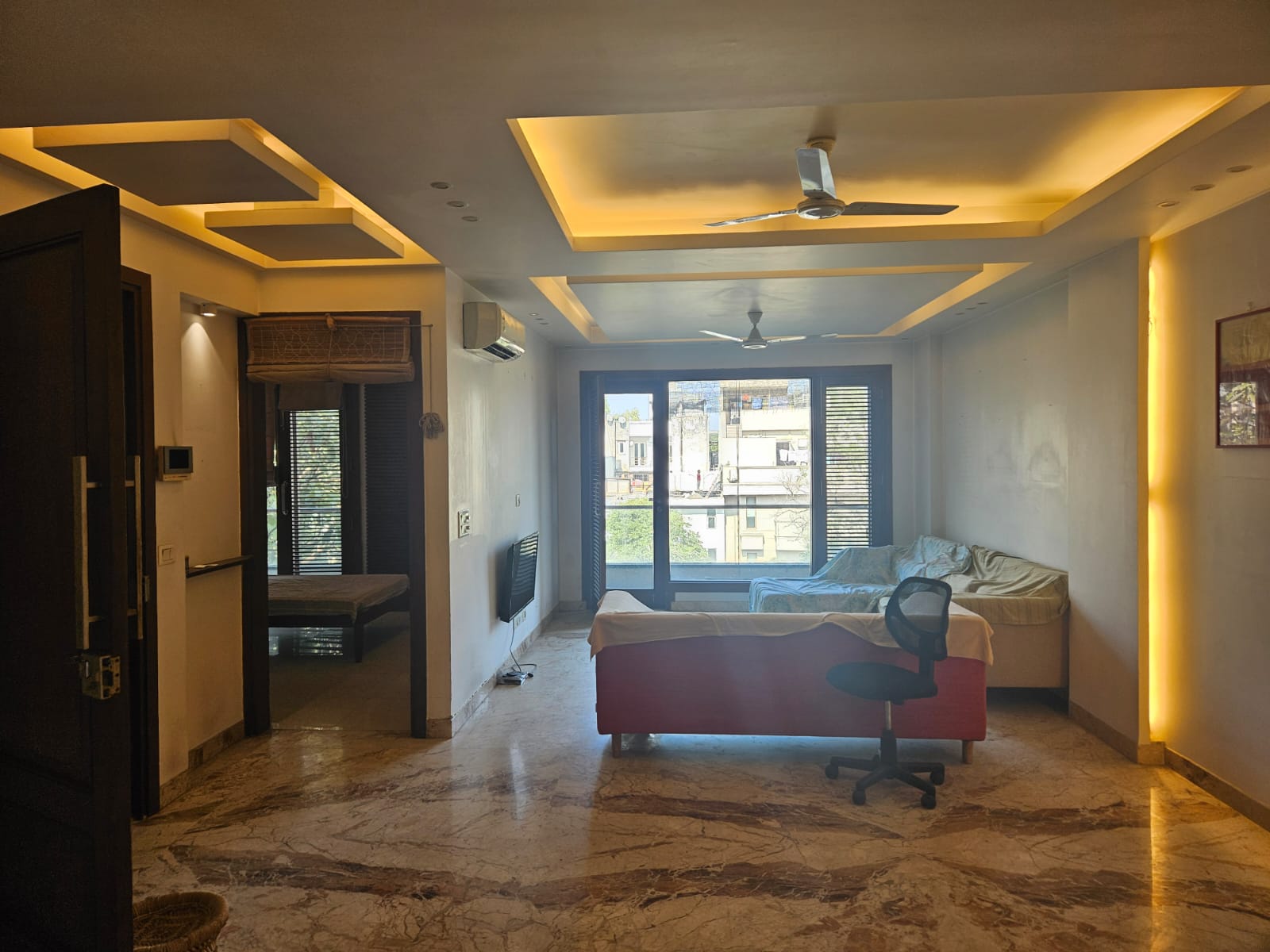 3 BHK + Servant Room Builder Floor For Sale in Kapoor Builders