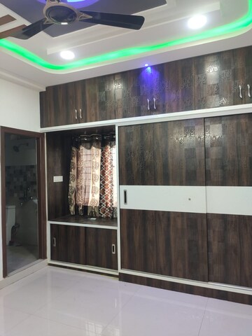 Furnished Amenities in 3 BHK Builder Floor at Kondapur – for Rent