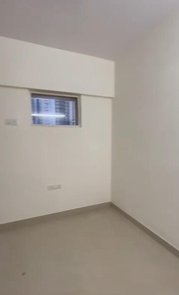 Room in 1 BHK Apartment at Sundew CHS, Chandivali – for Rent