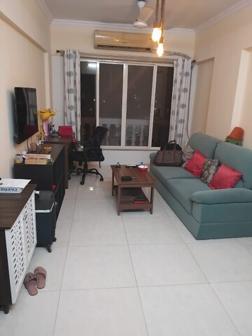 Master Bedroom in 1 BHK Apartment at Sheth Vasant Oasis, Andheri East – for Rent