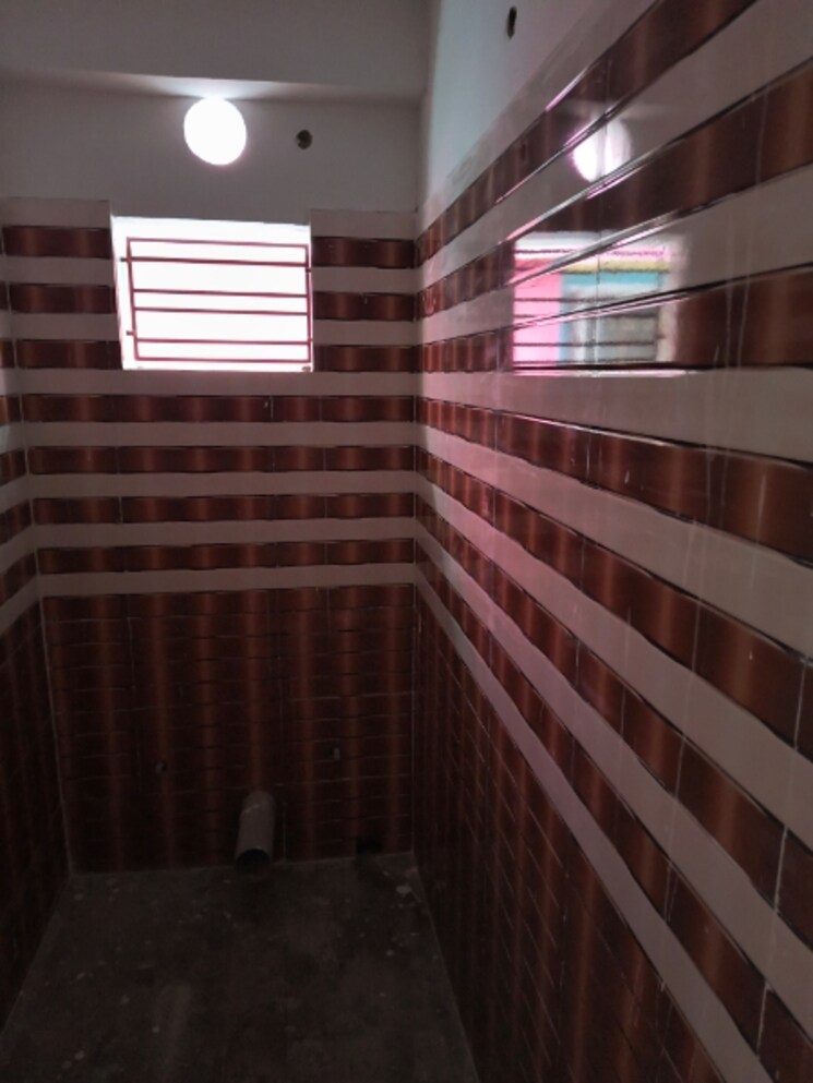 Bathroom, baguiati 2 Bedroom 850 Sq.Ft. Builder Floor In Baguiati Kolkata 7922669