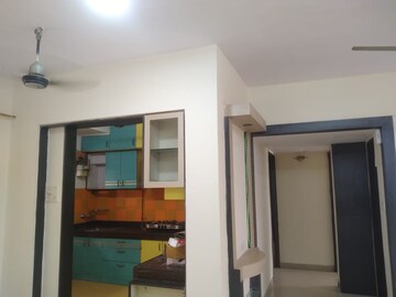 Room in 3 BHK Apartment at Gundecha Hills, Chandivali – for Rent