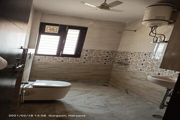 Parking in 4 BHK Apartment at DLF The Belvedere Park, Sector 24 – for Rent
