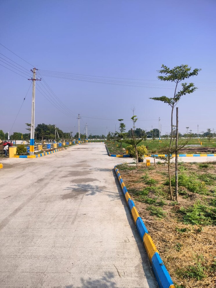 Garden, sunrise-golden-galaxy  152 Sq.Yd. Plot In Shadnagar Hyderabad 7922747