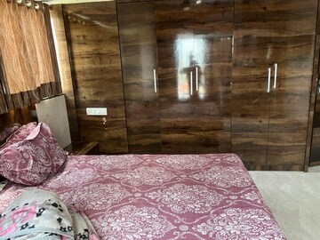 Bedroom in 2 BHK Apartment at Sanpada – for Sale