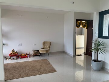 Room in 1 BHK Apartment at Chashm e Shahi, Koregaon Park – for Rent