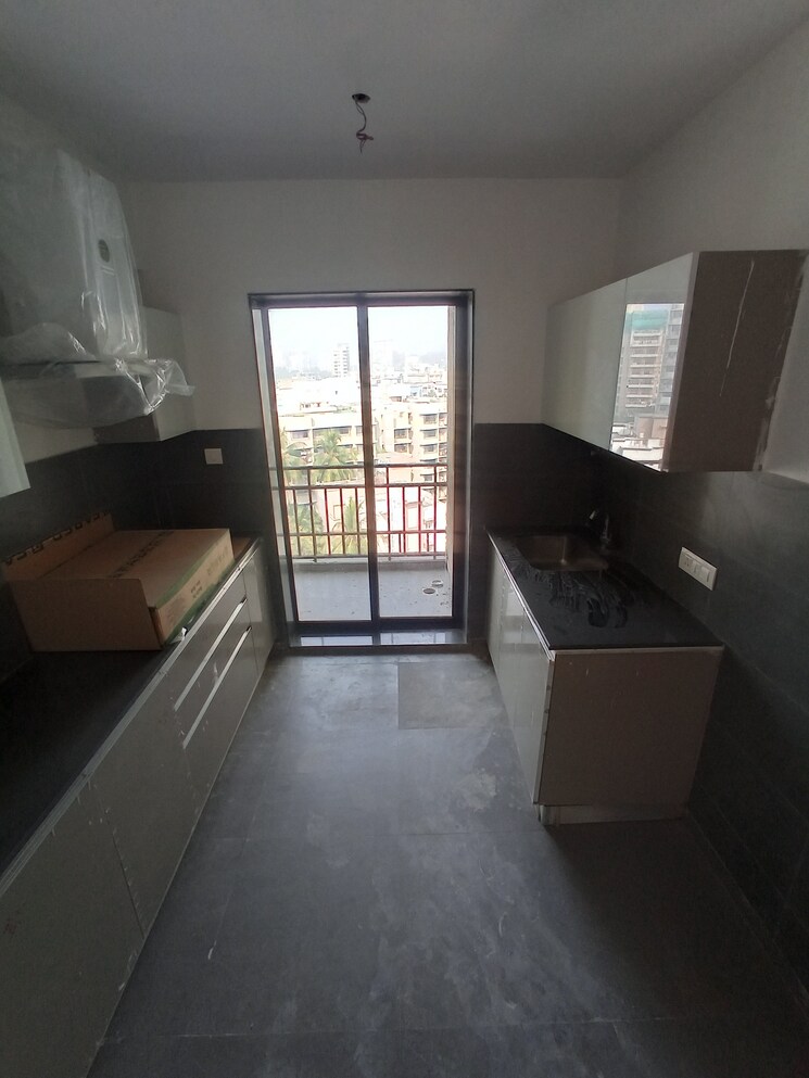 Kitchen, dheeraj-gaurav-heights 2 Bedroom 1000 Sq.Ft. Apartment In Jogeshwari West Mumbai 7922882