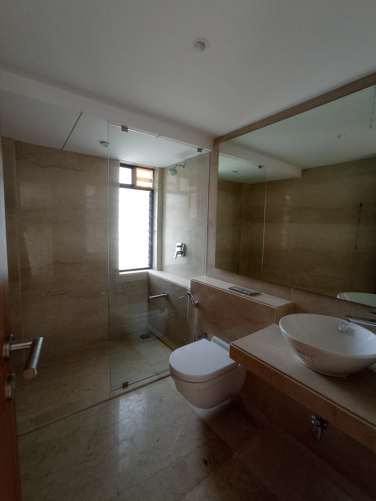 Bathroom, dheeraj-gaurav-heights 2 Bedroom 1000 Sq.Ft. Apartment In Jogeshwari West Mumbai 7922882