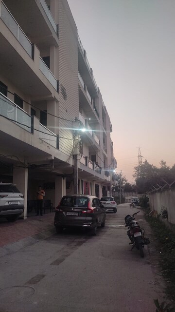 3 BHK Builder Floor – Exterior View View at Mahagun Puram Phase I, Avantika Extension - for Sale