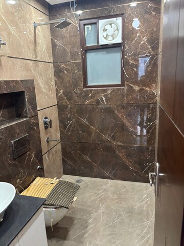 Bathroom in 3 BHK Apartment at The Arihant CGHS, Sector 56 – for Rent