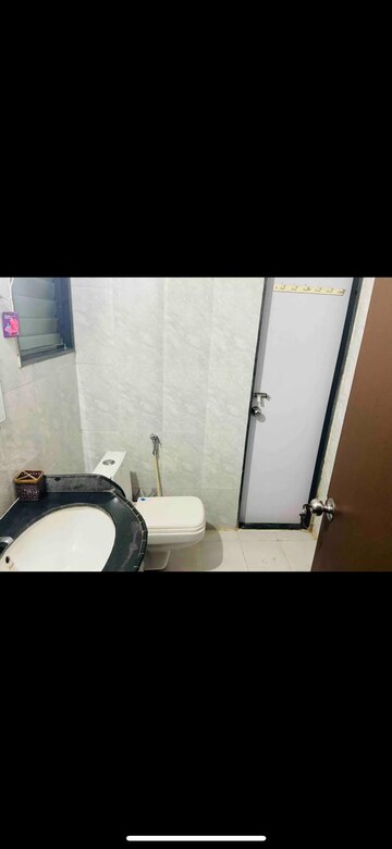 Master Bedroom in 1 BHK Apartment at Silver Oak, Kalyani Nagar – for Rent