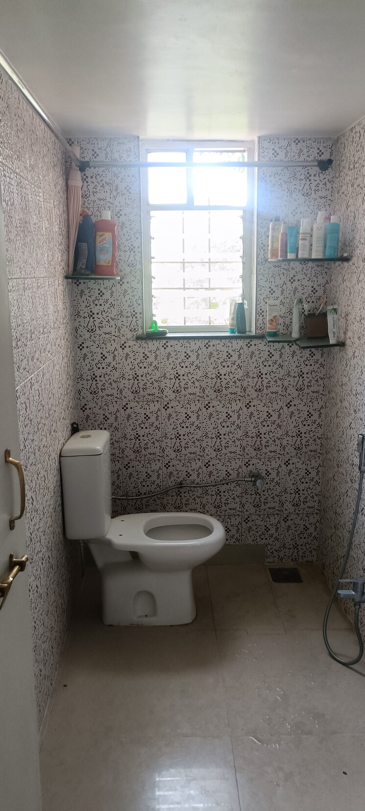 Bathroom, mittal-one-place-fc-road 2 Bedroom 1000 Sq.Ft. Apartment In Fergusson College Road Pune 7923045