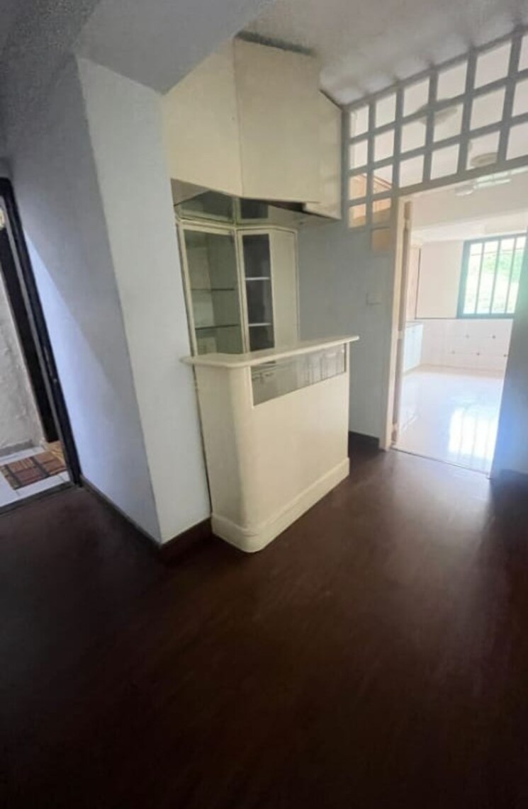 Living Room, giriraj-apartments 2 Bedroom 1200 Sq.Ft. Apartment In Altamount Road Mumbai 7923088