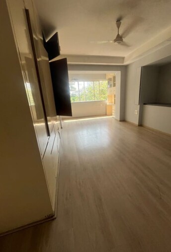 2 BHK Apartment For Resale in Giriraj Apartments Altamount Road Mumbai  7923088