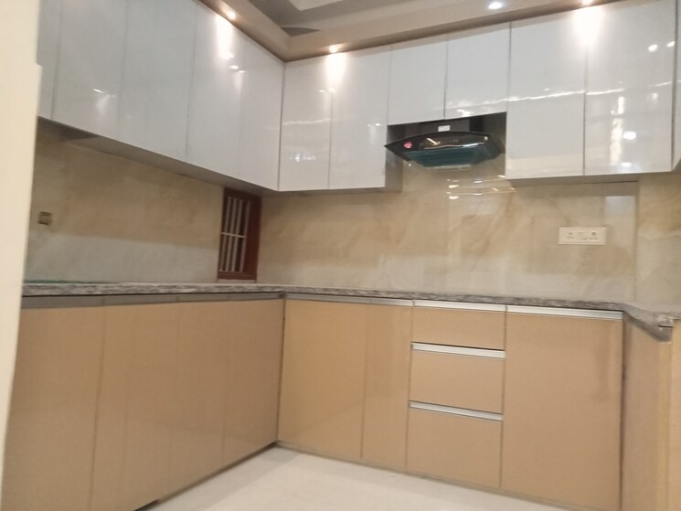 Kitchen, palam colony 3 Bedroom 900 Sq.Ft. Builder Floor In Palam Colony Delhi 7923162