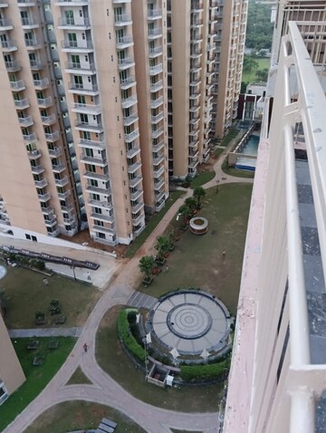 Balcony in 3.5 BHK Apartment at Migsun Ultimo, Omicron Iii Greater Noida – for Rent