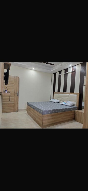 1 RK Builder Floor For Rent in Ansal Sushant Lok I, Sector 43