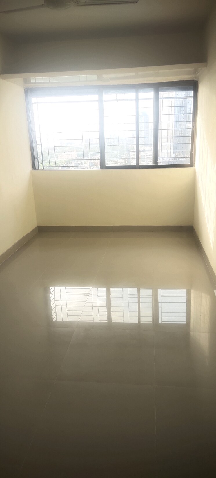 Room, madhuban-chs-sai-baba-nagar 1 Bedroom 400 Sq.Ft. Apartment In Sai Baba Nagar Mumbai 7923415