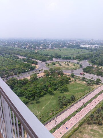 2.5 BHK Apartment – Garden View at Migsun Ultimo, Omicron Iii Greater Noida - for Rent