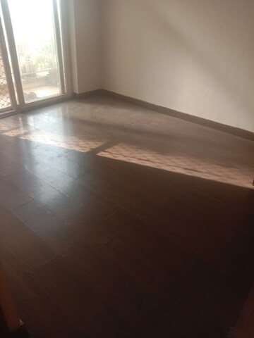 Room in 3 BHK Apartment at Godrej Emerald, Ghodbunder Road – for Rent